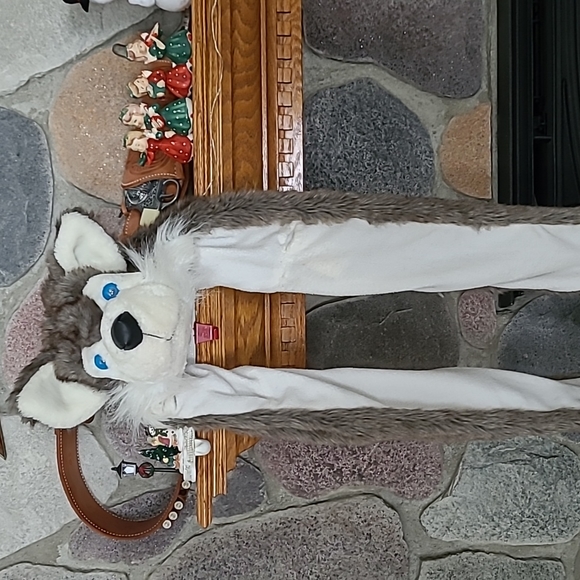 Claire's Other - FINAL PRICE WOLF HAT,SCARFAND MITTENS ALL IN ONE CLAIRS